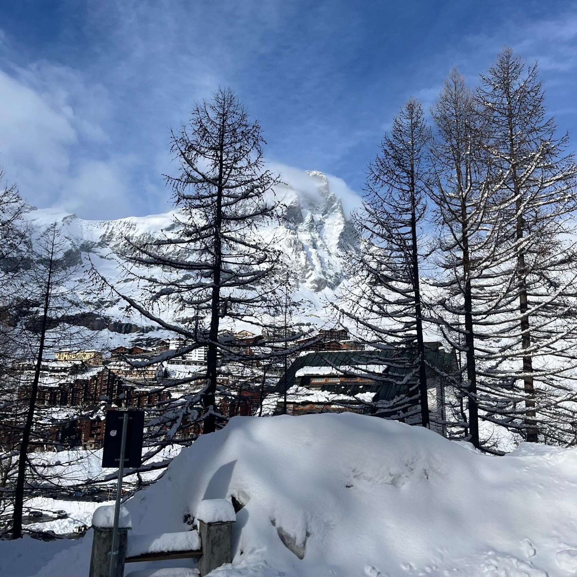 Appartamento Cervinia Fronte Funivie Брей-Червиния Экстерьер фото